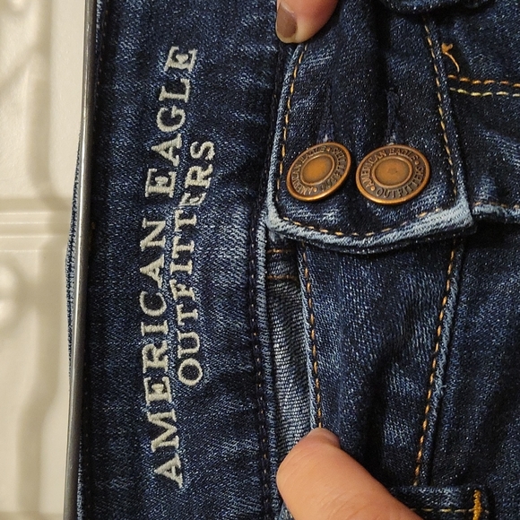 Blue American Eagle Outfitters Cropped Jeans - Picture 4 of 5
